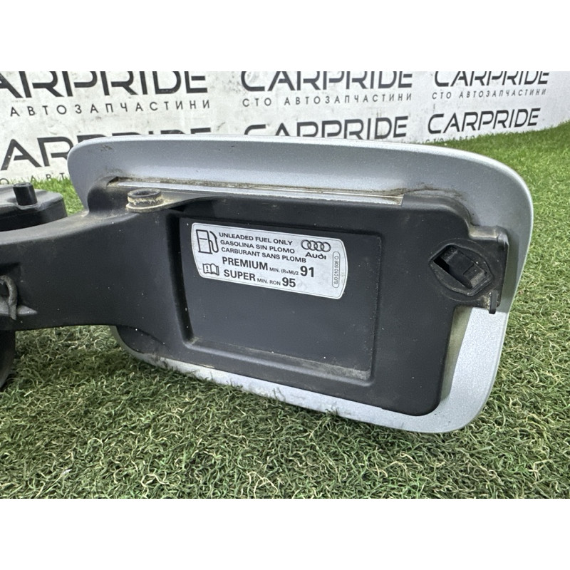 Лючок топливного бака (кузов и элементы) AUDI A3 8V 2015 1.8 8V5809906