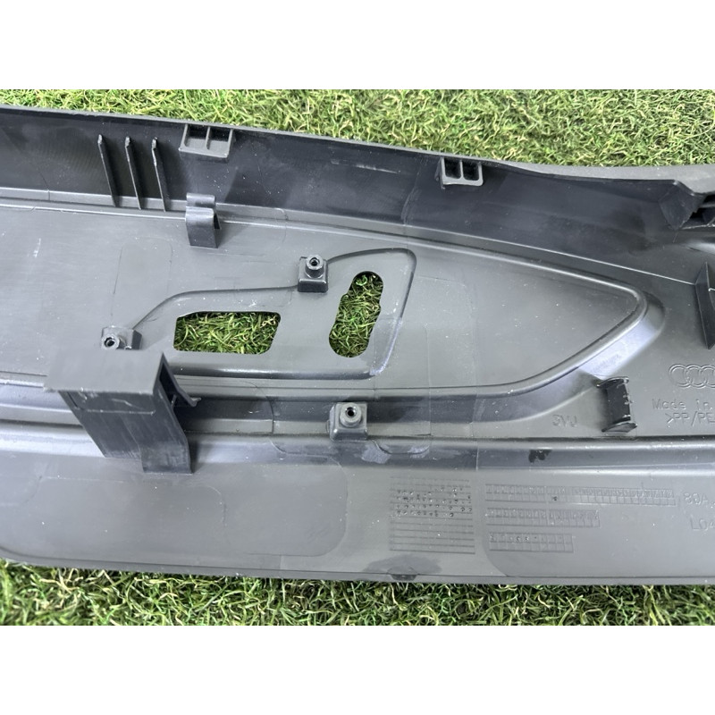 Накладка сидения (салон) AUDI Q5 FY 2020 2.0 DJYA 80A881326J4PK