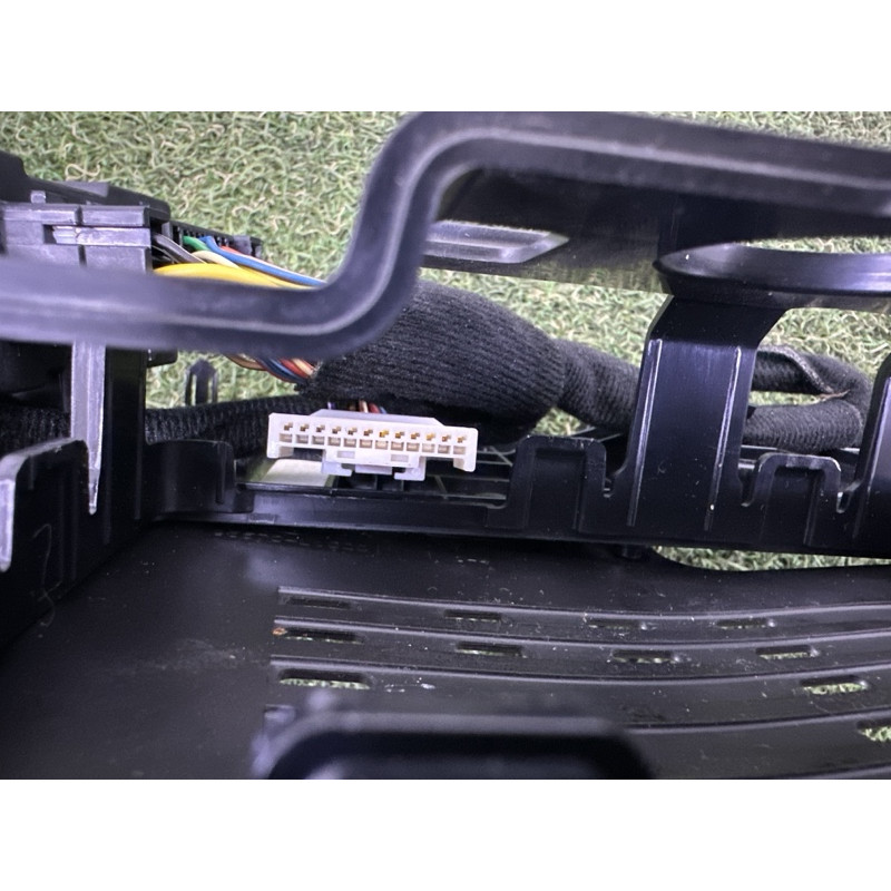 Накладка центральной консоли (салон) Hyundai Sonata DN8 2020 2.5 846T1L01004X