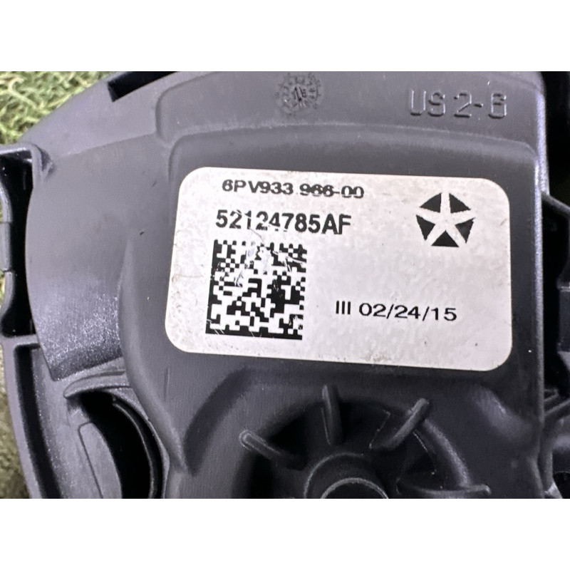 Педаль газа (электрика двигателя) Jeep Grand Cherokee WK2 2015 5.7 HEMi 52124785AF