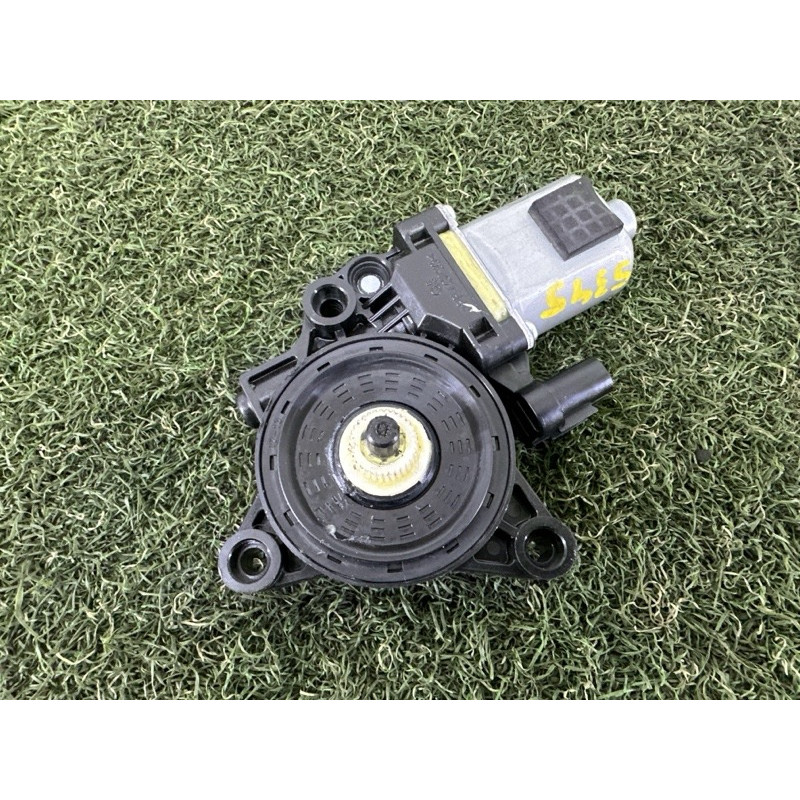 Мотор склопідйомника (электрика) KIA K5 DL3 2021 1.6 82460L3000