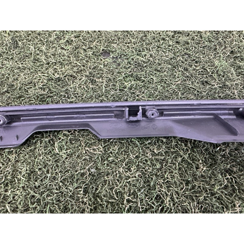 Молдинг крыла (кузов и элементы) Hyundai Sonata DN8 2020 2.5 87712L1100