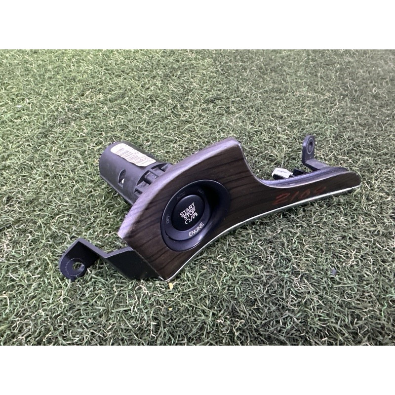 Кнопка Start Stop (електрика / кнопки) Jeep Grand Cherokee WK2 2014 5.7 HEMi 68207000AB