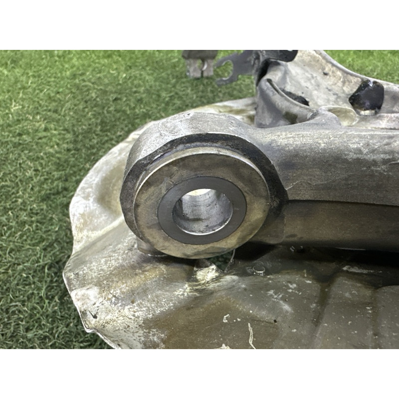 Поворотный кулак (подвеска) BMW X5 F15 2015 3.0 31216869870