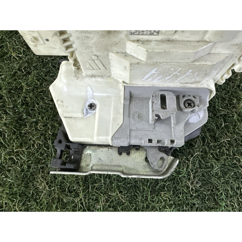 Замок двери (кузов и элементы) AUDI A3 8V 2015 1.8 8K0839015D