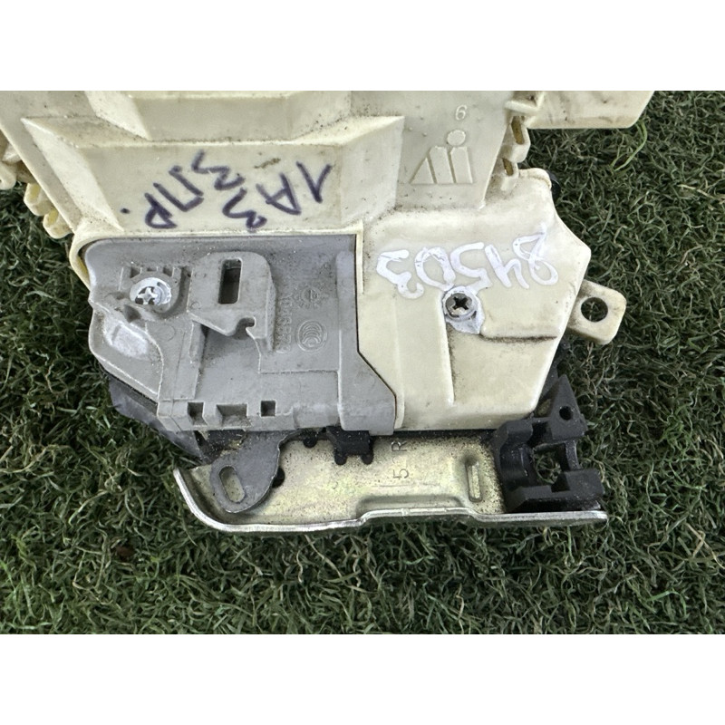 Замок двери (кузов и элементы) AUDI A3 8V 2015 1.8 8K0839016D