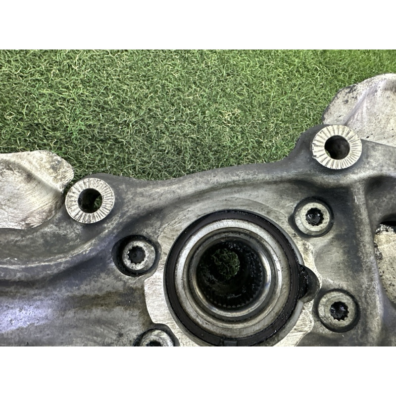 Поворотний кулак (підвіска) AUDI Q5 8R 2012 3.2 8K0407254AB