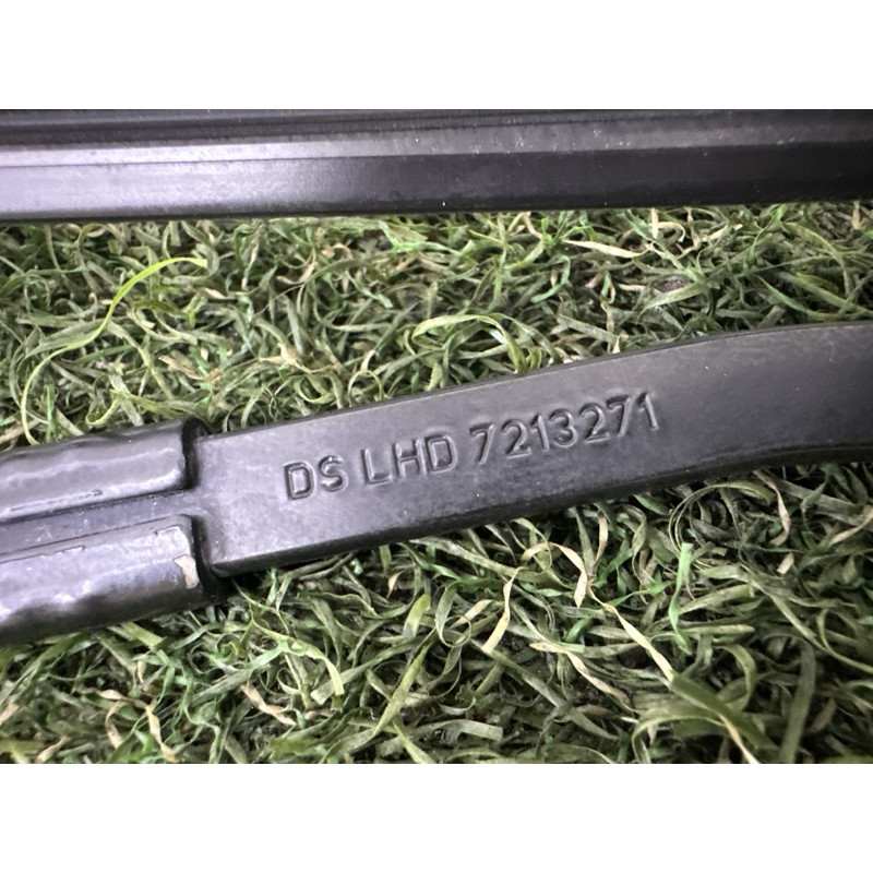 Поводок дворника (кузов и элементы) BMW X3 F25 2013 2.0 61617213271
