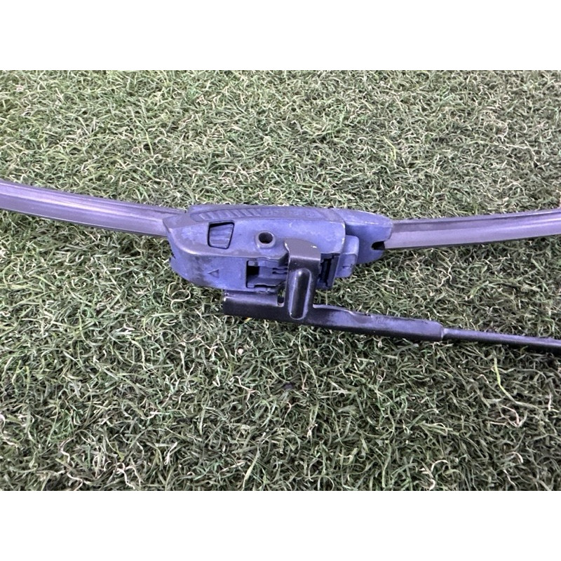 Поводок дворника (кузов и элементы) BMW X3 F25 2013 2.0 61617213272