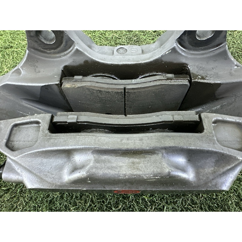 Гальмівний супорт (гальмівна система) Volkswagen Touareg NF 2012 3.0 7L6615149A