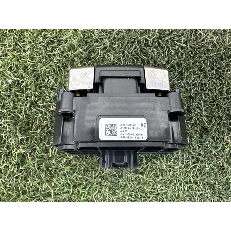 Кнопка стоянкового гальма (электрика / кнопки) LAND ROVER RANGE ROVER Sport L494 2014 5.0 LR034827