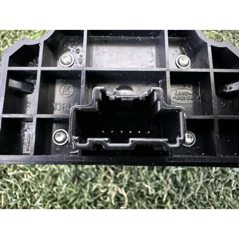 Кнопка стоянкового гальма (электрика / кнопки) LAND ROVER RANGE ROVER Sport L494 2014 5.0 LR034827
