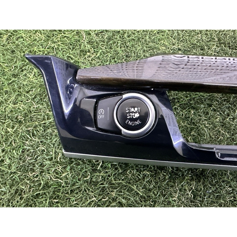 Декоративна накладка торпеди (салон) BMW X5 F15 2015 3.0 51459270476