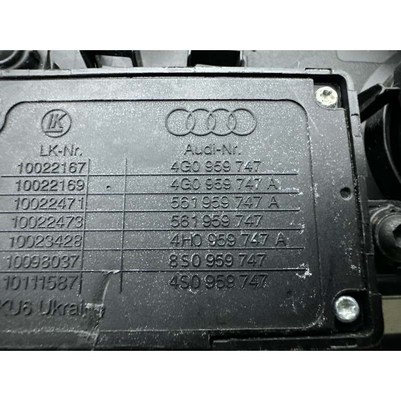 Блок регулировки сидения (закрытая категория) AUDI Q7 4M 2017 3.0 4M0881325G4PK