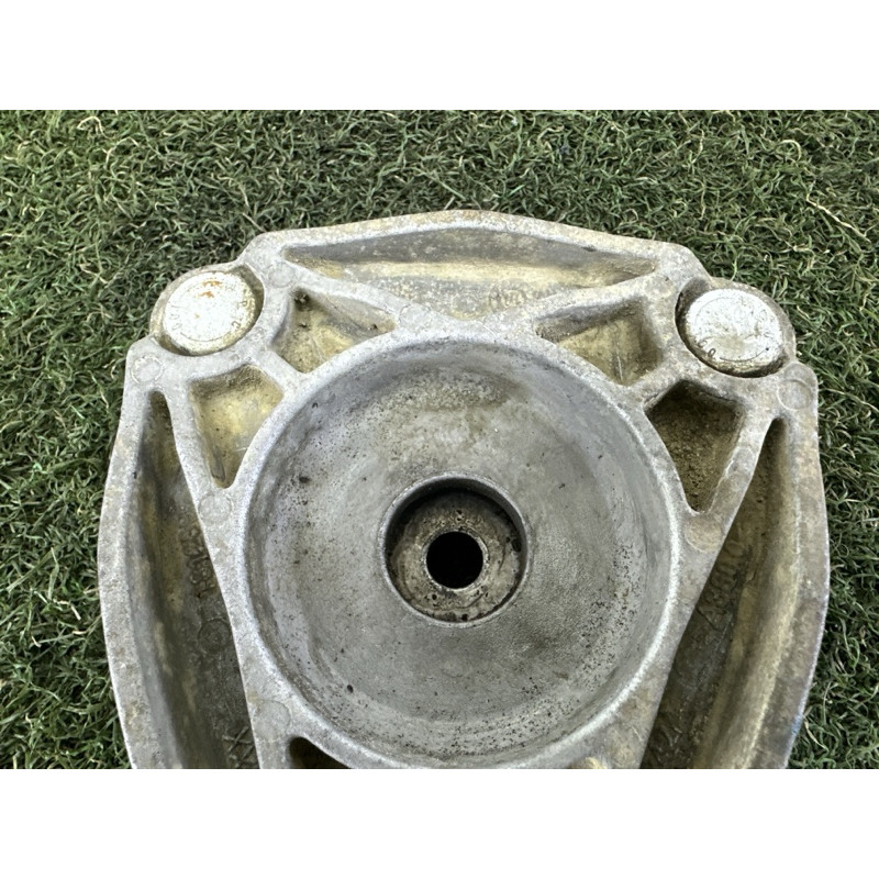 Опора стійки (підвіска) BMW X5 F15 2015 3.0 33506867864