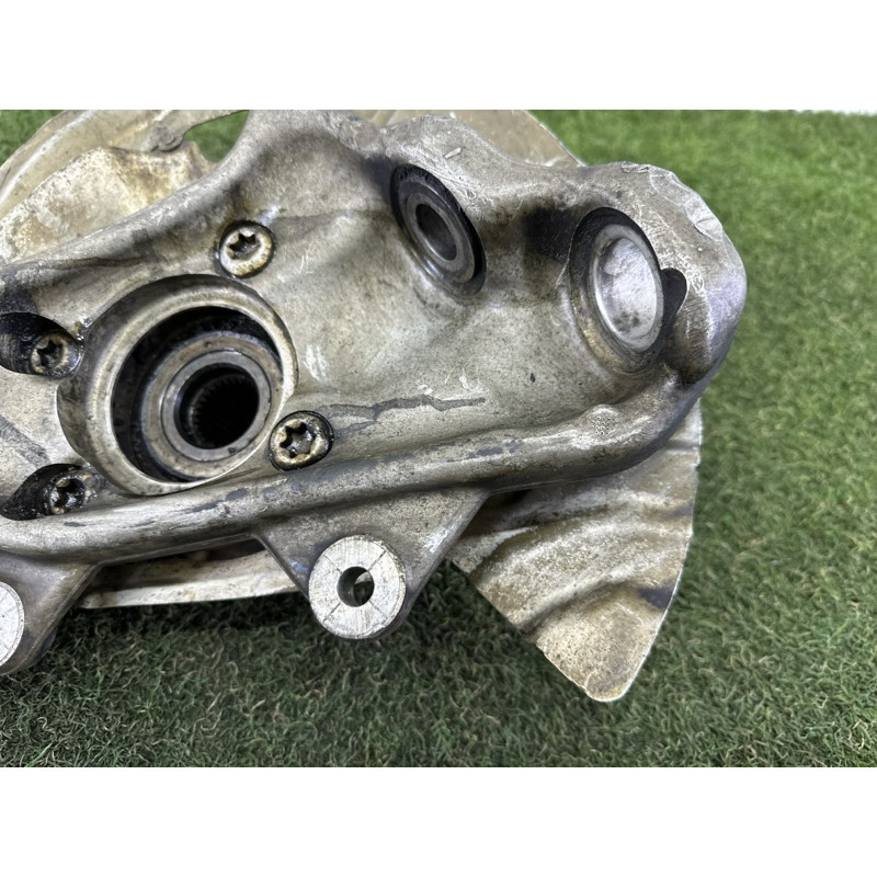 Поворотний кулак (підвіска) BMW X5 F15 2015 3.0 31216869869