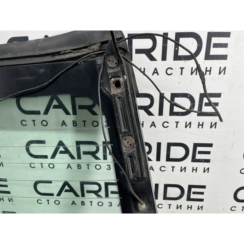 Скло кришки багажника (скло та дзеркала) BMW 5-series E34 51318120284