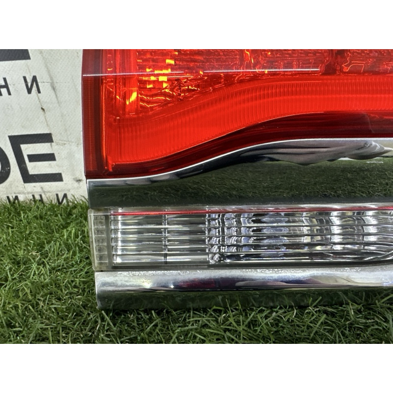 Задний фонарь (оптика) Jeep Grand Cherokee WK2 2014 5.7 HEMi 68110047AC