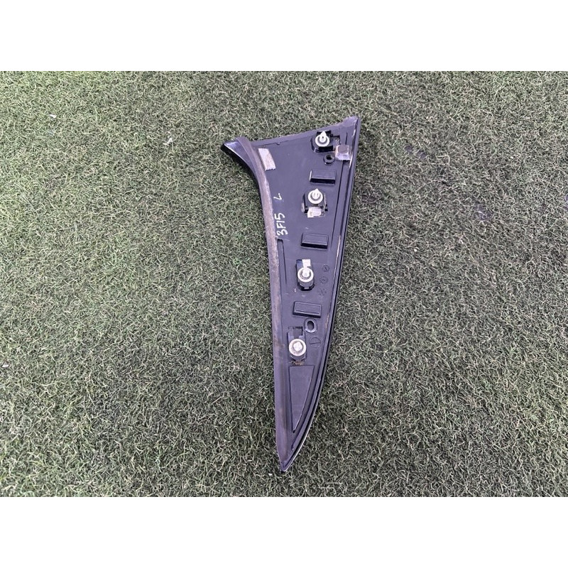 Накладка кришки багажника (кузов і елементи) BMW X5 F15 2015 3.0 51627304605