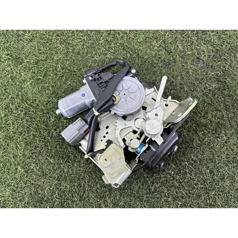 Замок багажника (кузов і елементи) Jeep Grand Cherokee WK2 2014 5.7 HEMi 4589656AB