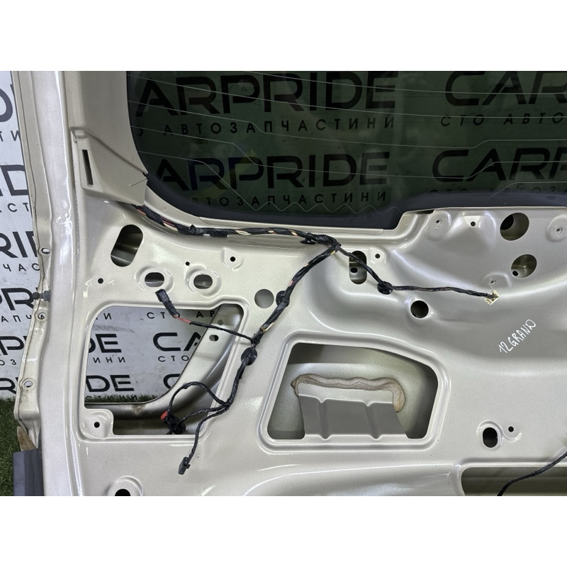 Крышка багажника (кузов и элементы) Jeep Grand Cherokee WK2 2014 5.7 HEMi 68154524AA