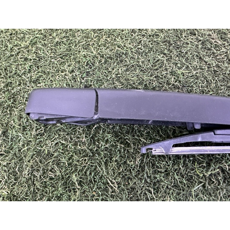 Поводок дворника (кузов и элементы) KIA Sorento UM 2019 3.3 988113W100