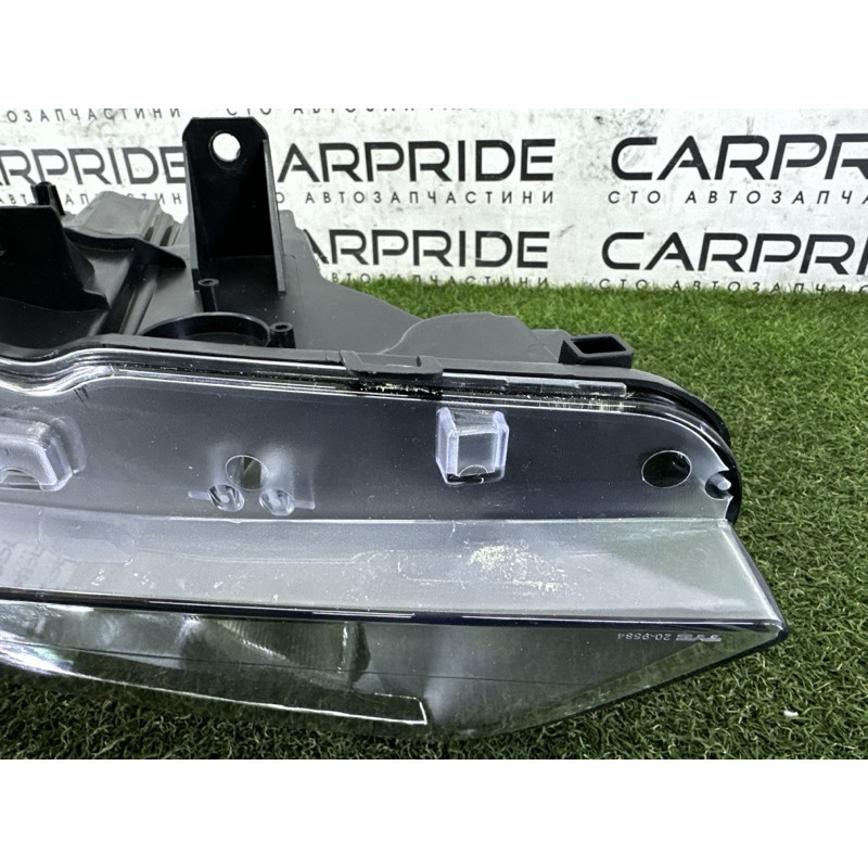 Фара (оптика) BMW X3 F25 2013 2.0 63117222025
