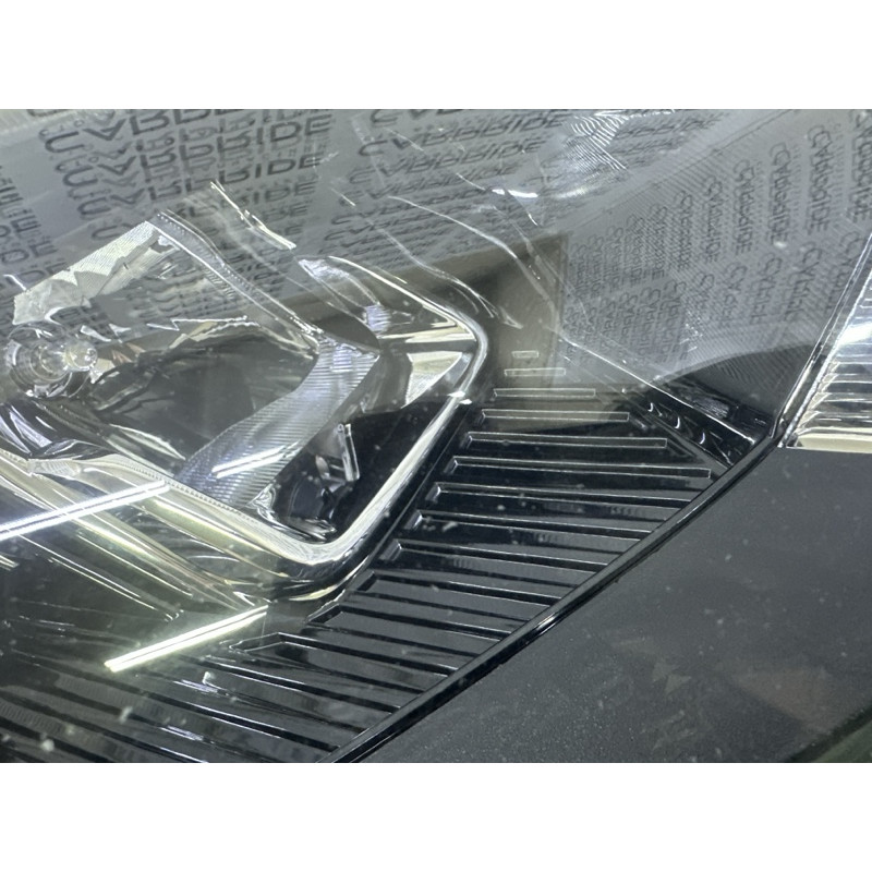 Фара (оптика) FORD ESCAPE MK4 2020 1.5 LJ6Z13008C