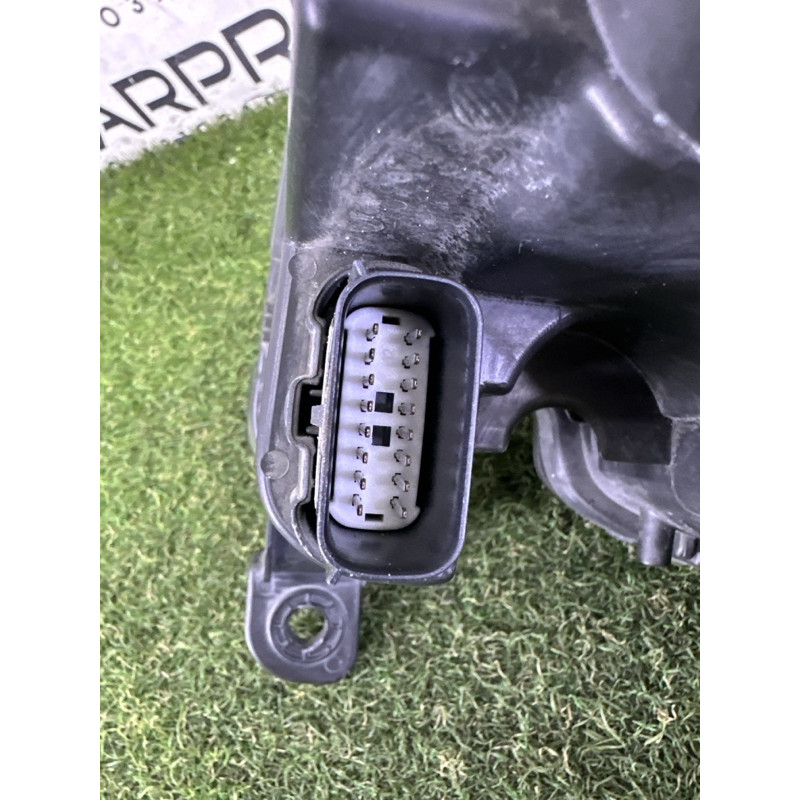 Фара (оптика) Jeep Grand Cherokee WK2 2017 3.6 68266648AD
