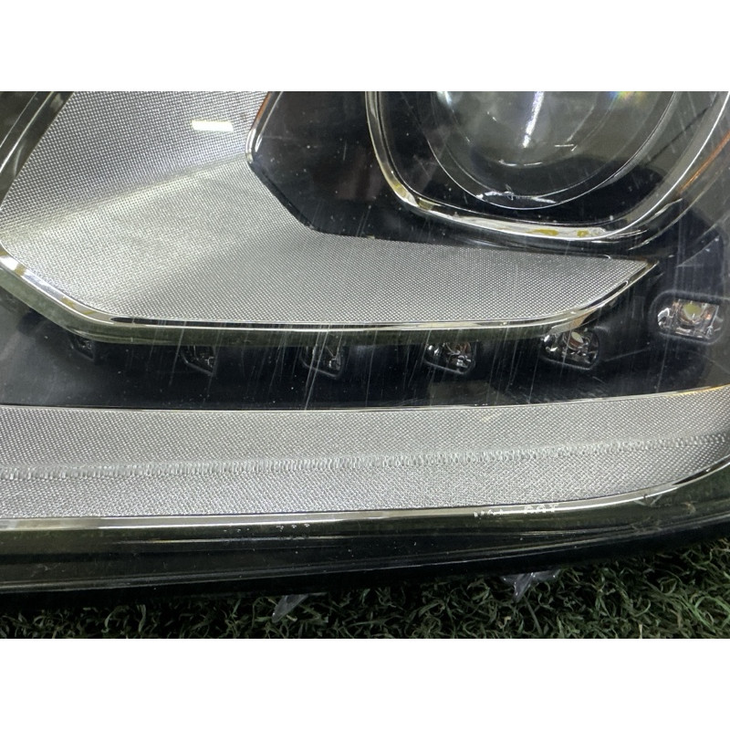Фара (оптика) Volkswagen Touareg NF 2012 3.0 7P1941751A