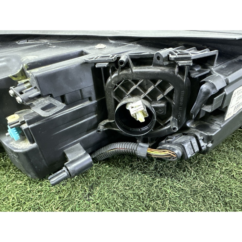 Фара (оптика) Volkswagen Touareg NF 2012 3.0 7P1941751A