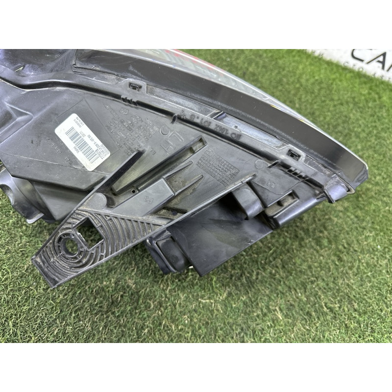 Фара (оптика) Jeep Grand Cherokee WK2 2017 3.6 68266649AD