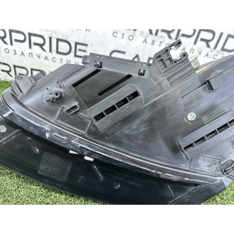 Фара (оптика) AUDI Q5 8R 2012 3.2 8R0941030AH