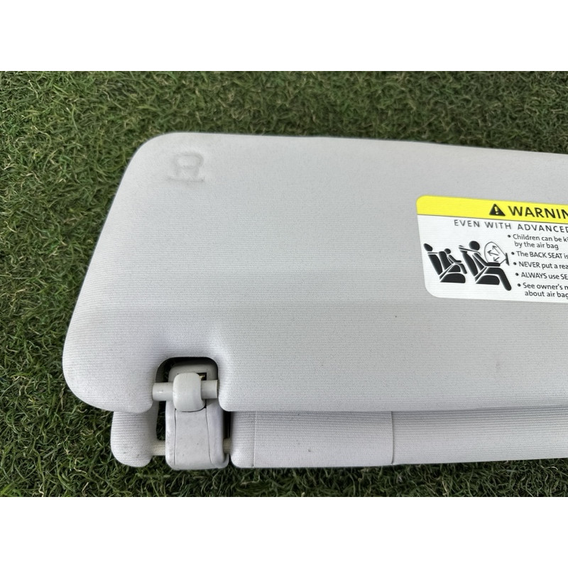 Козырек солнцезащитный (салон) Volkswagen Touareg NF 2012 3.0 7P6857552B2F4
