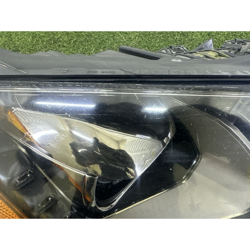 Фара (оптика) Volkswagen Touareg NF 2012 3.0 7P1941752A