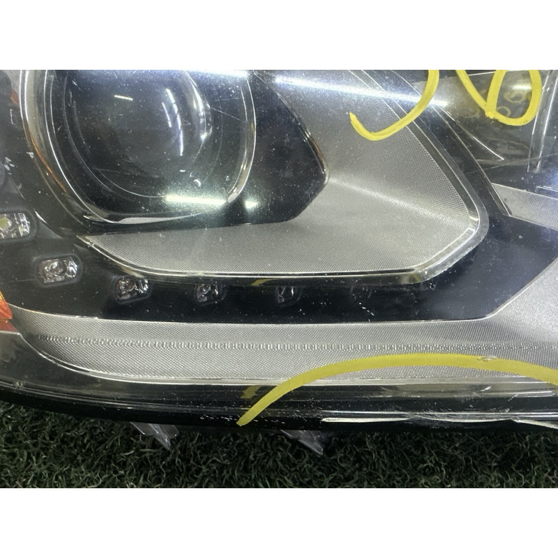 Фара (оптика) Volkswagen Touareg NF 2012 3.0 7P1941752A