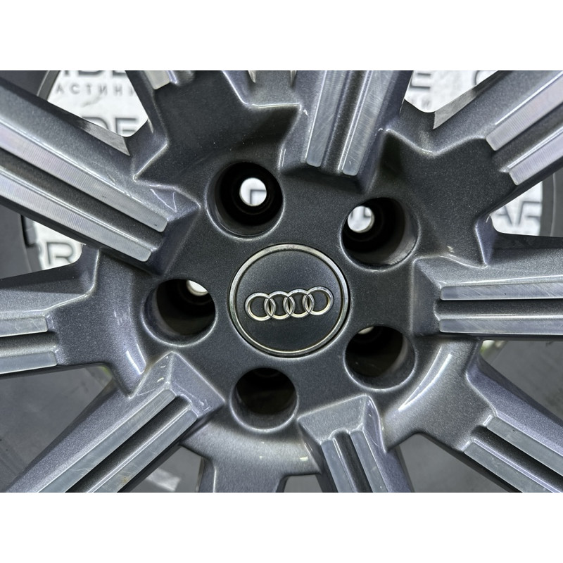 колісний диск (диски на авто) AUDI Q7 4M 2017 3.0 4M0601025AD