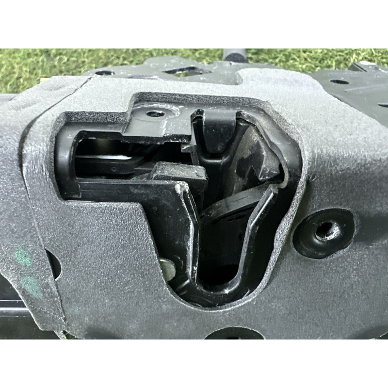 Замок дверей (кузов и элементы) LAND ROVER RANGE ROVER Sport L494 2014 5.0 LR053685