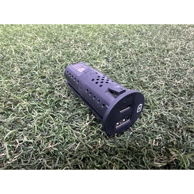 Разьем USB (электрика) FORD ESCAPE MK4 2020 1.5 LU5Z19G317A