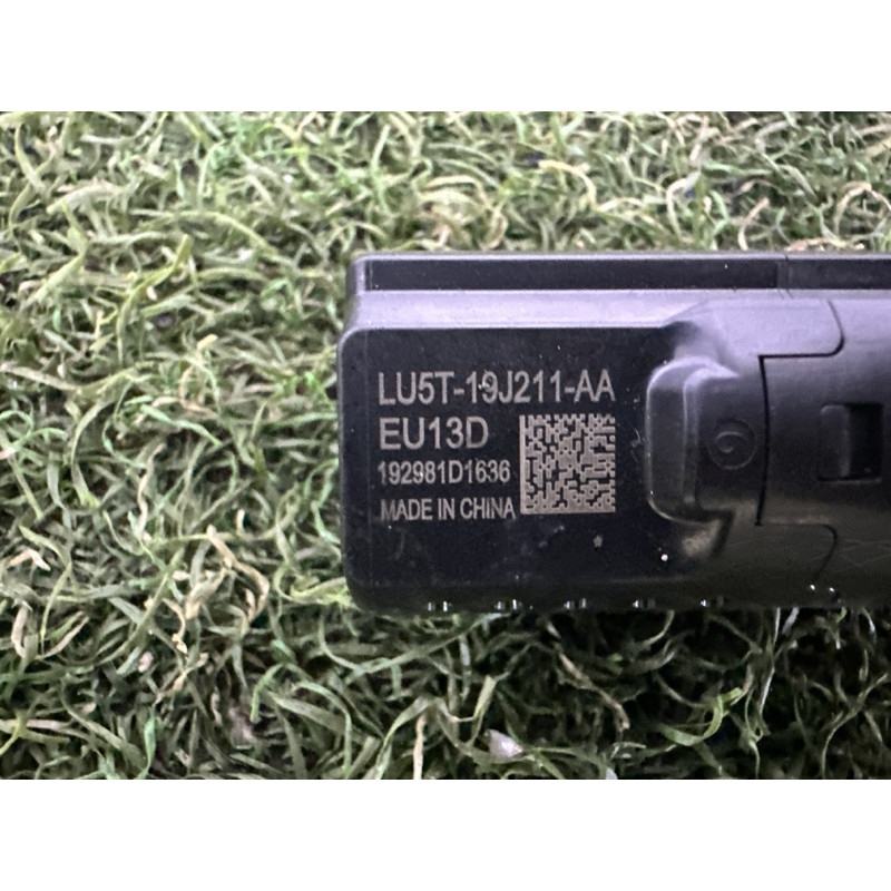 Разьем USB (электрика) FORD ESCAPE MK4 2020 1.5 LU5Z19G317A