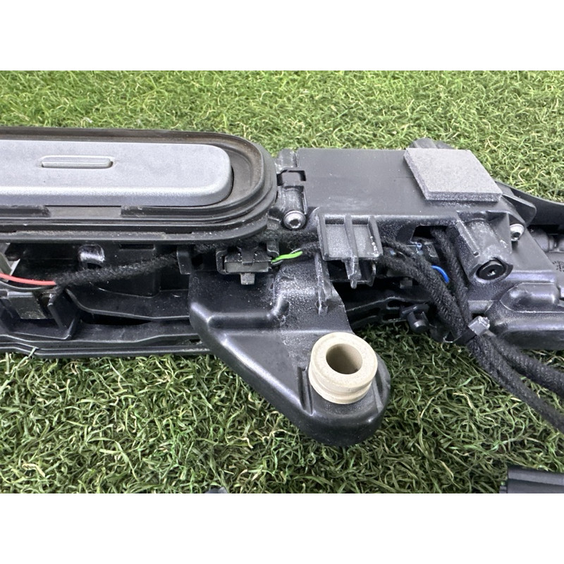 Ручка двері зовнішня (кузов і елементи) LAND ROVER Range Rover Velar L560 2018 2.0 LR106951