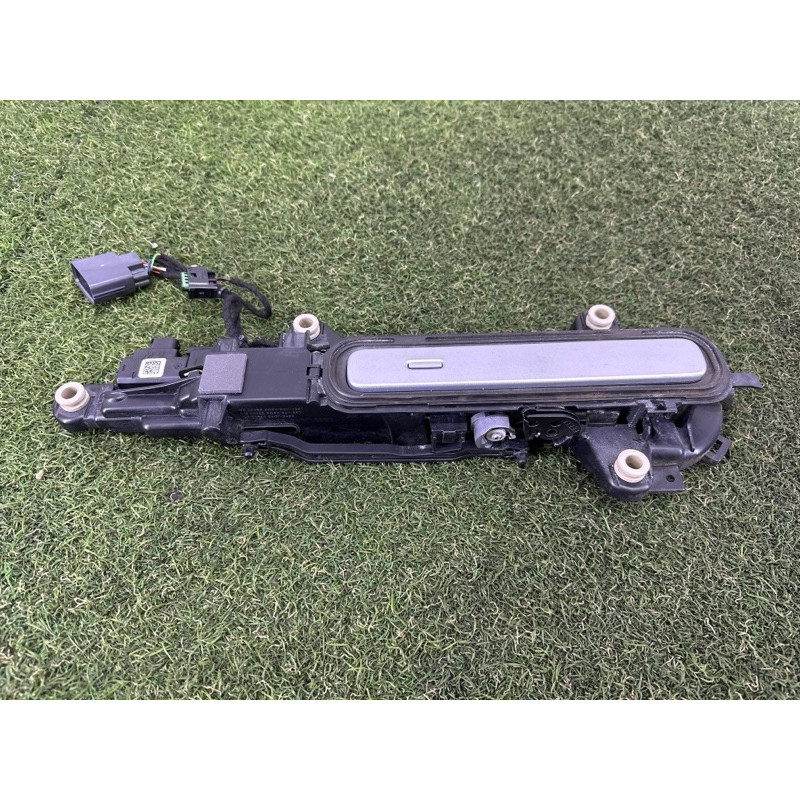 Ручка двері зовнішня (кузов і елементи) LAND ROVER Range Rover Velar L560 2018 2.0 LR106951