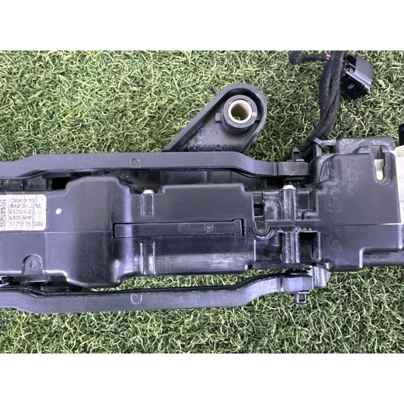 Ручка двері зовнішня (кузов і елементи) LAND ROVER Range Rover Velar L560 2018 2.0 LR106951