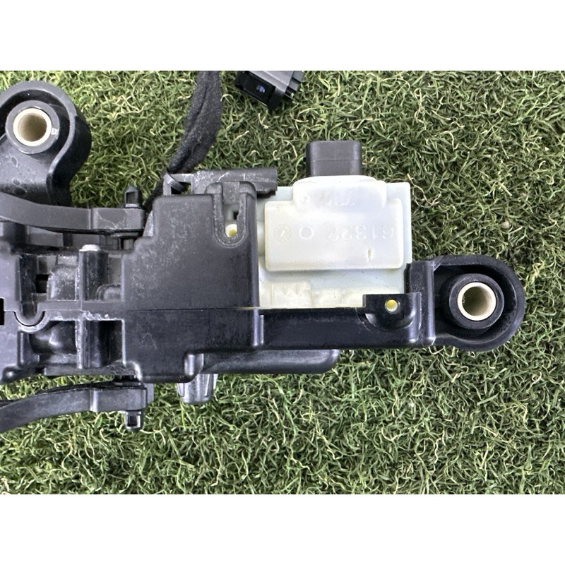 Ручка двері зовнішня (кузов і елементи) LAND ROVER Range Rover Velar L560 2018 2.0 LR106951