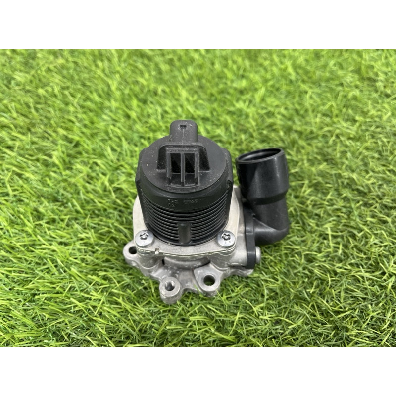Клапан EGR (закрытая категория) AUDI A3 8V 2016 1.8 CNSB 06K131097K