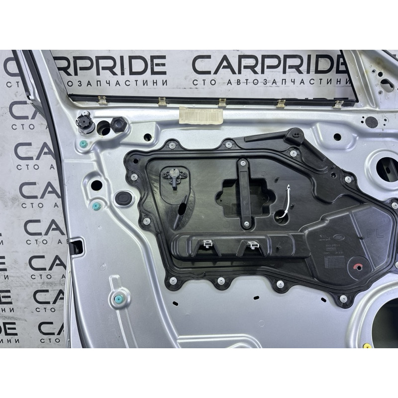 Двері (зовнішні елементи кузова) LAND ROVER Range Rover Velar L560 2018 2.0 LR091718