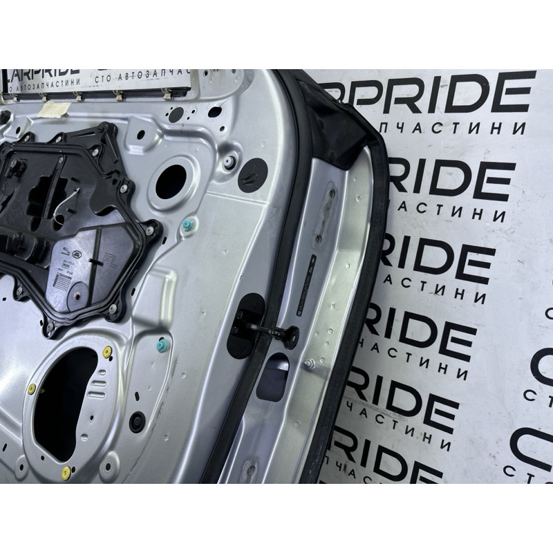 Двері (зовнішні елементи кузова) LAND ROVER Range Rover Velar L560 2018 2.0 LR091718