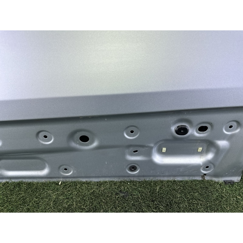 Дверь (наружные элементы кузова) LAND ROVER Range Rover Velar L560 2018 2.0 LR091720