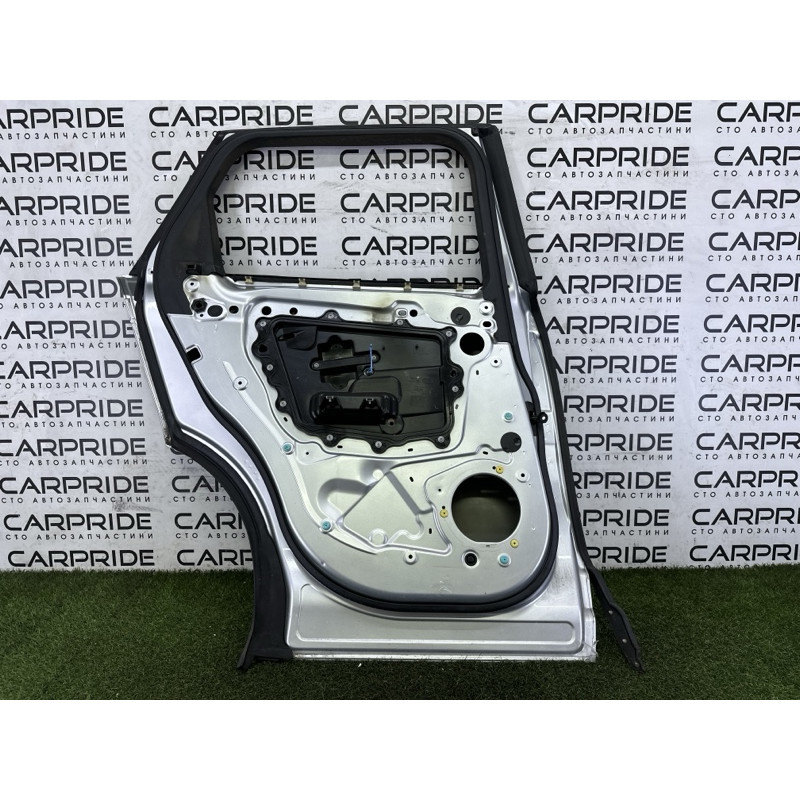 Дверь (наружные элементы кузова) LAND ROVER Range Rover Velar L560 2018 2.0 LR091720