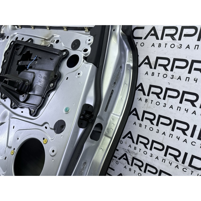 Дверь (наружные элементы кузова) LAND ROVER Range Rover Velar L560 2018 2.0 LR091720